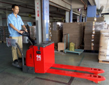 老街-騰龍娛樂(lè)公司15559858555【聯(lián)系負(fù)責(zé)人】 老街-騰龍娛樂(lè)公司15559858555【聯(lián)系負(fù)責(zé)人】