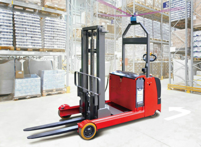 AGV全自動(dòng)堆高車(chē) AGV全自動(dòng)堆高車(chē)